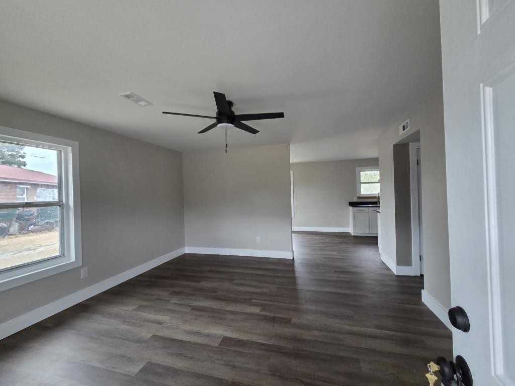 1502 N 26th St - Photo 2 of 36