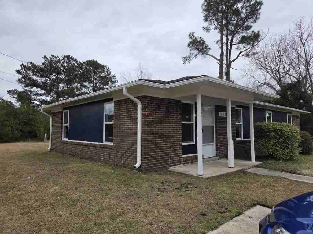 1502 N 26th St - Photo 5 of 36