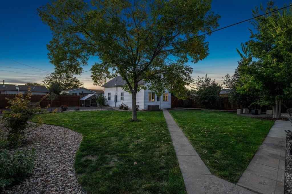 315 Graefe Ave - Photo 5 of 26