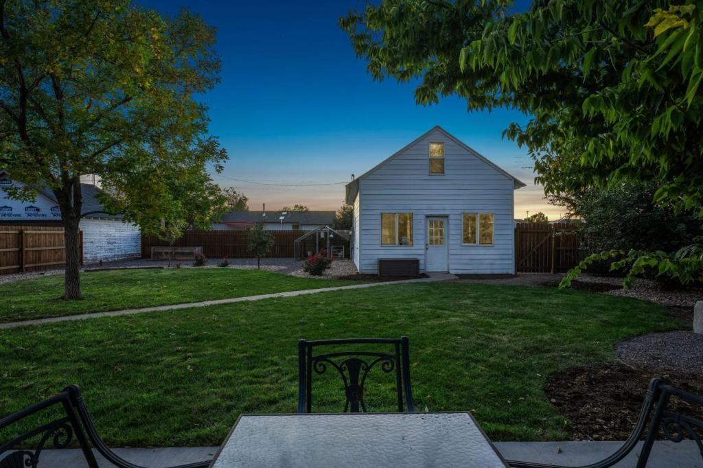 315 Graefe Ave - Photo 6 of 26