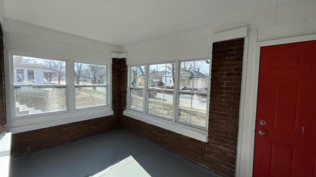 3649 Connecticut St - Photo 2 of 22