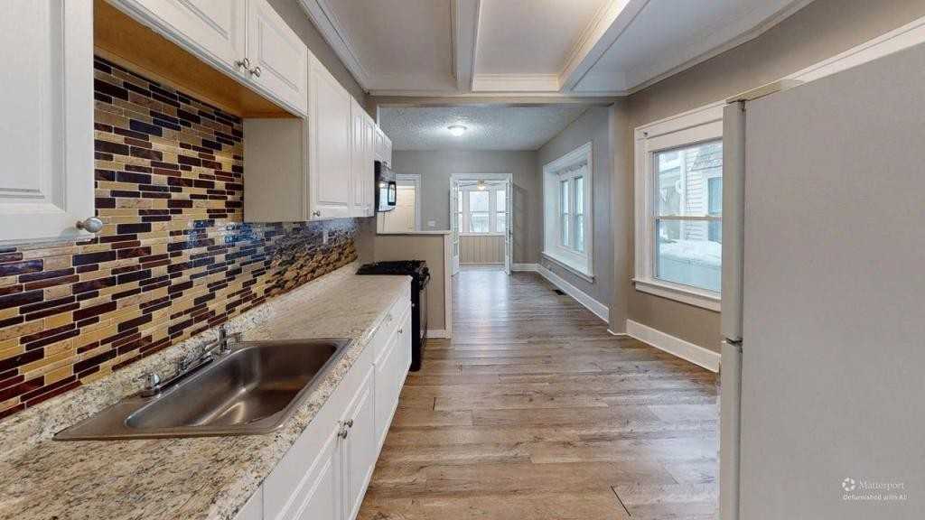 118 Ridgeway Ave - Photo 3 of 9