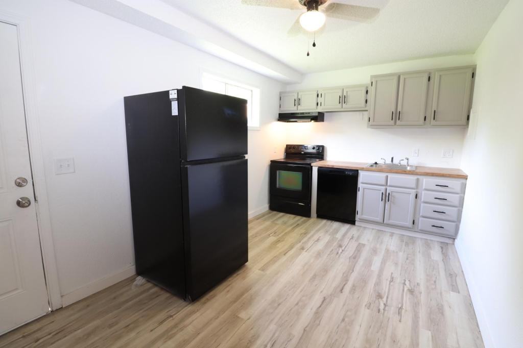 21 Larue St - Photo 4 of 8