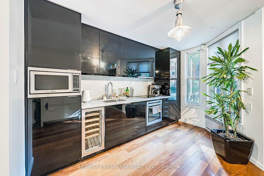 24 Irwin Avenue - Photo 4 of 25