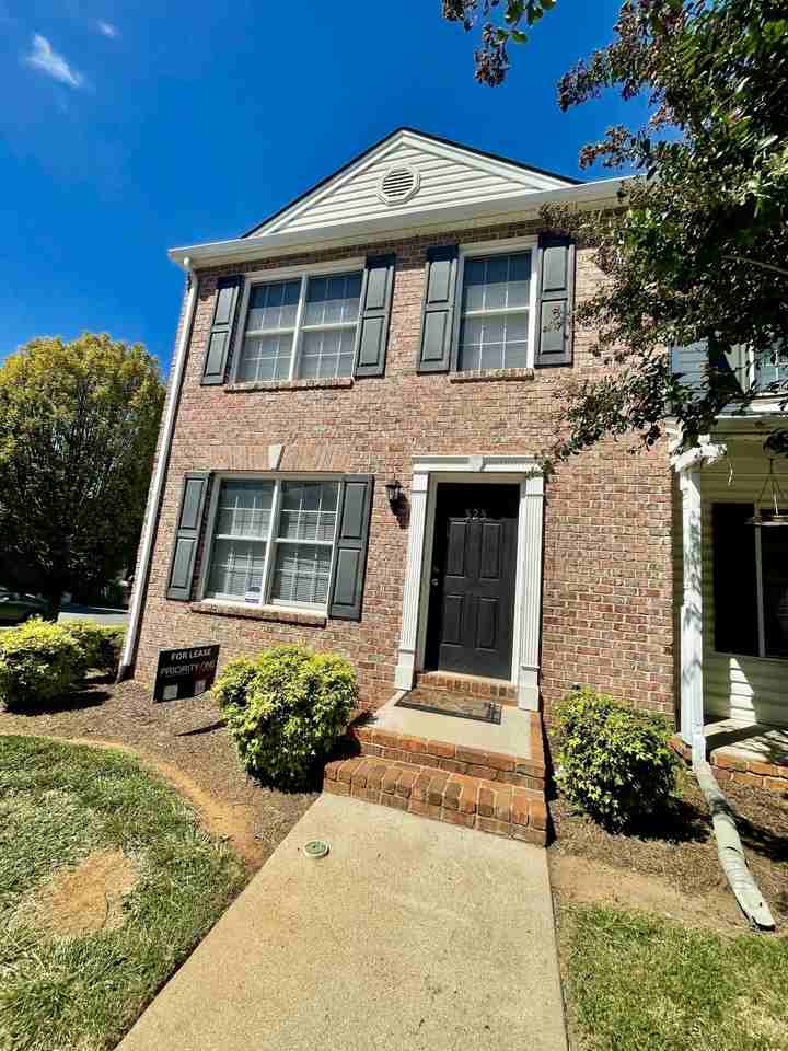 525 Northwynd Cir #1