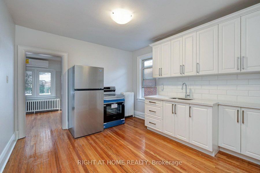 756 Coxwell Avenue - Photo 2 of 10