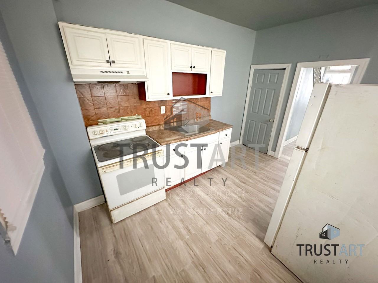 3115 Custer St - Photo 3 of 16