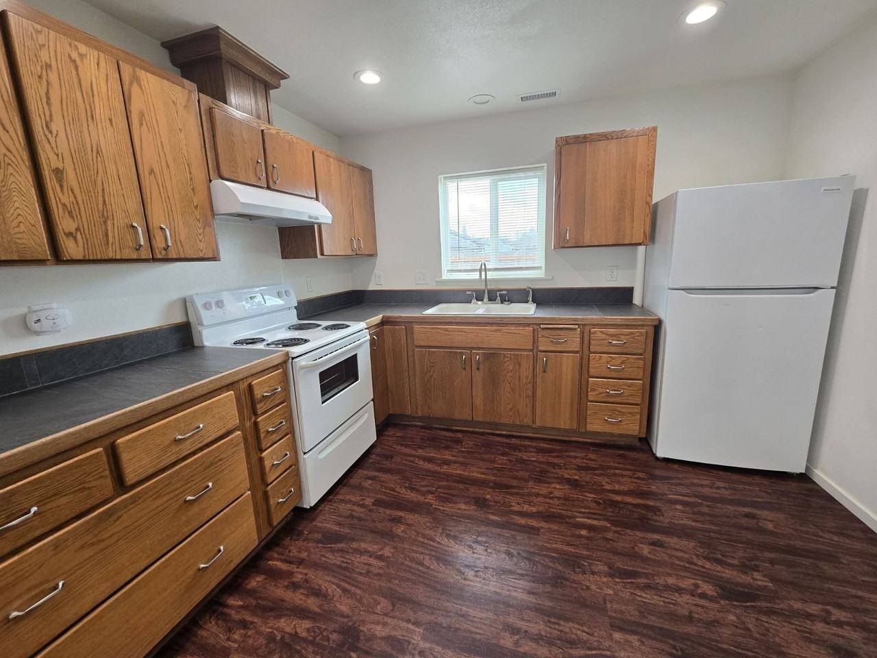 323 Branton St - Photo 6 of 19