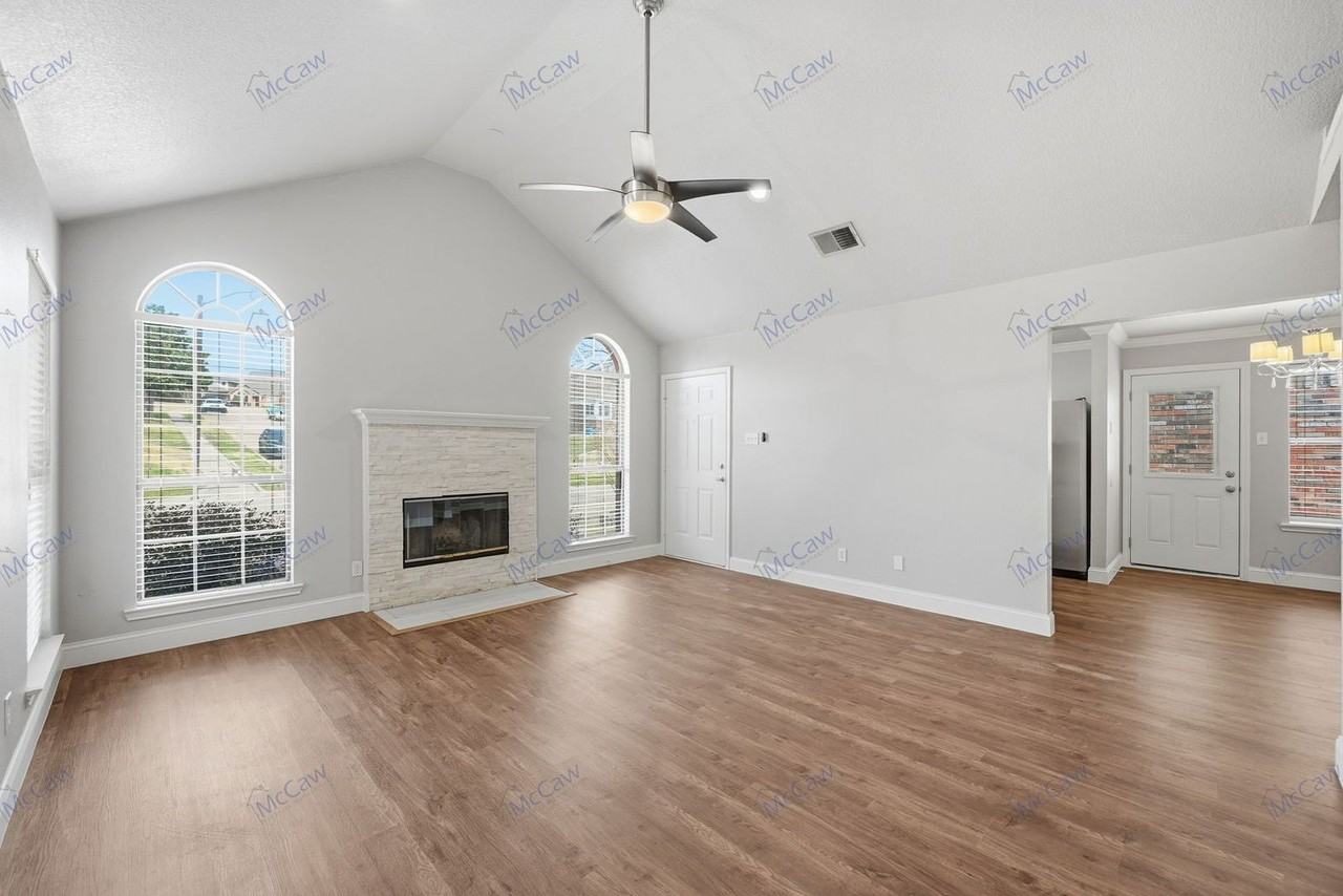 720 Willow Oak Dr - Photo 3 of 19