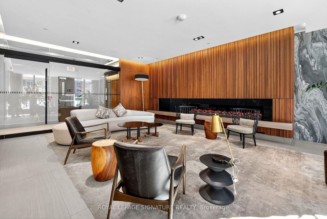 125 Redpath Avenue #315 - Photo 3 of 20