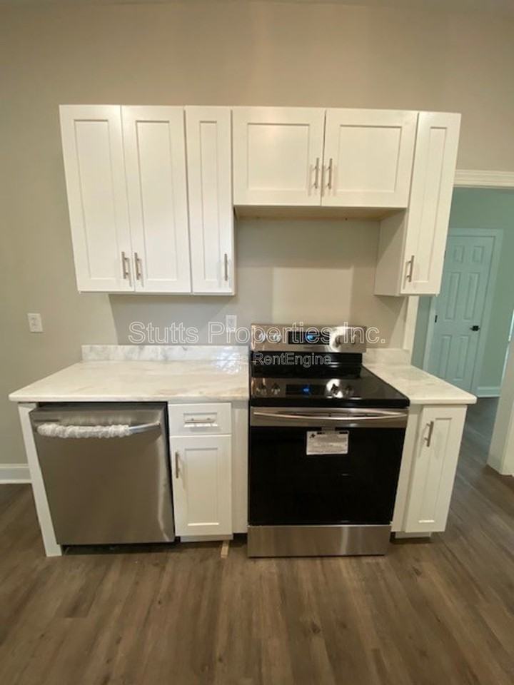 602 E Mobile St - Photo 6 of 21