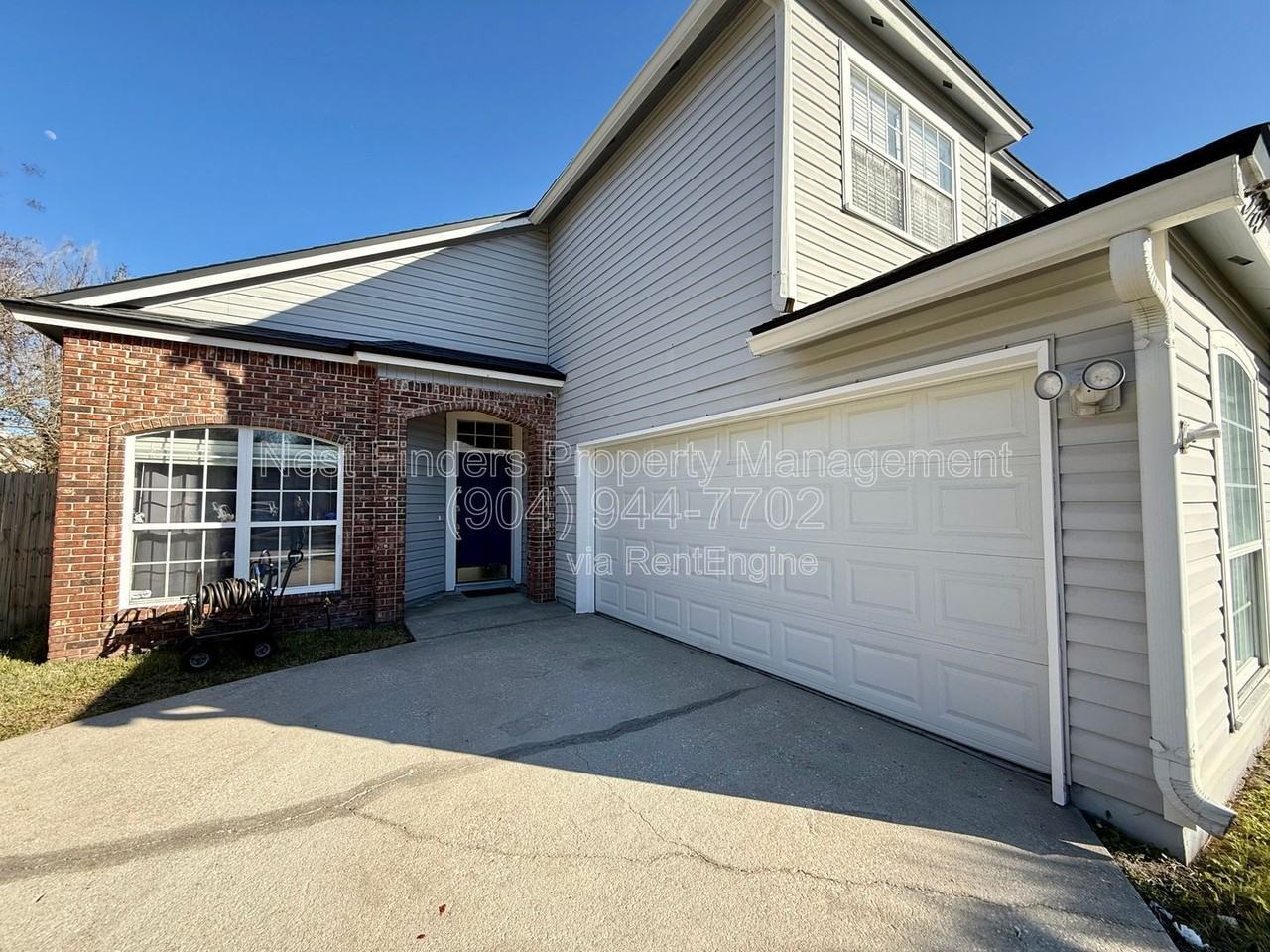 3785 Union Pacific Dr E - Photo 3 of 40