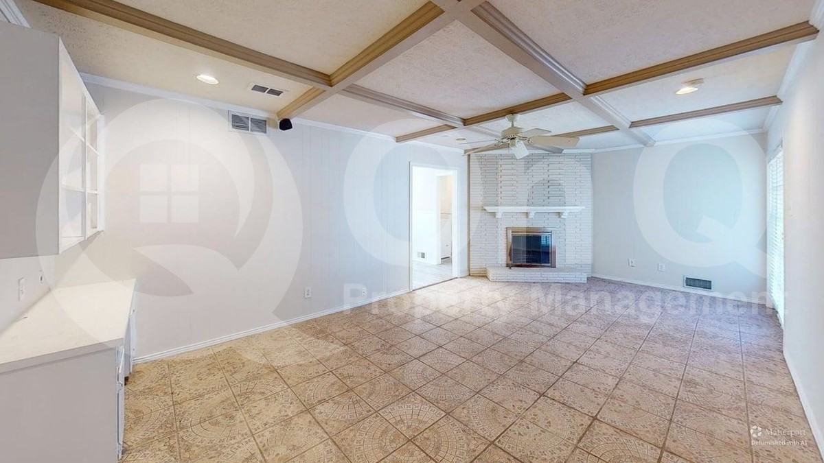 9007 Sweetwater Dr - Photo 6 of 23