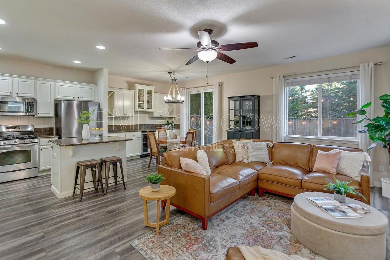 21724 Sw Vintner Ln - Photo 5 of 33