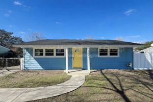 featured image of 1214 Hawthorne Cir