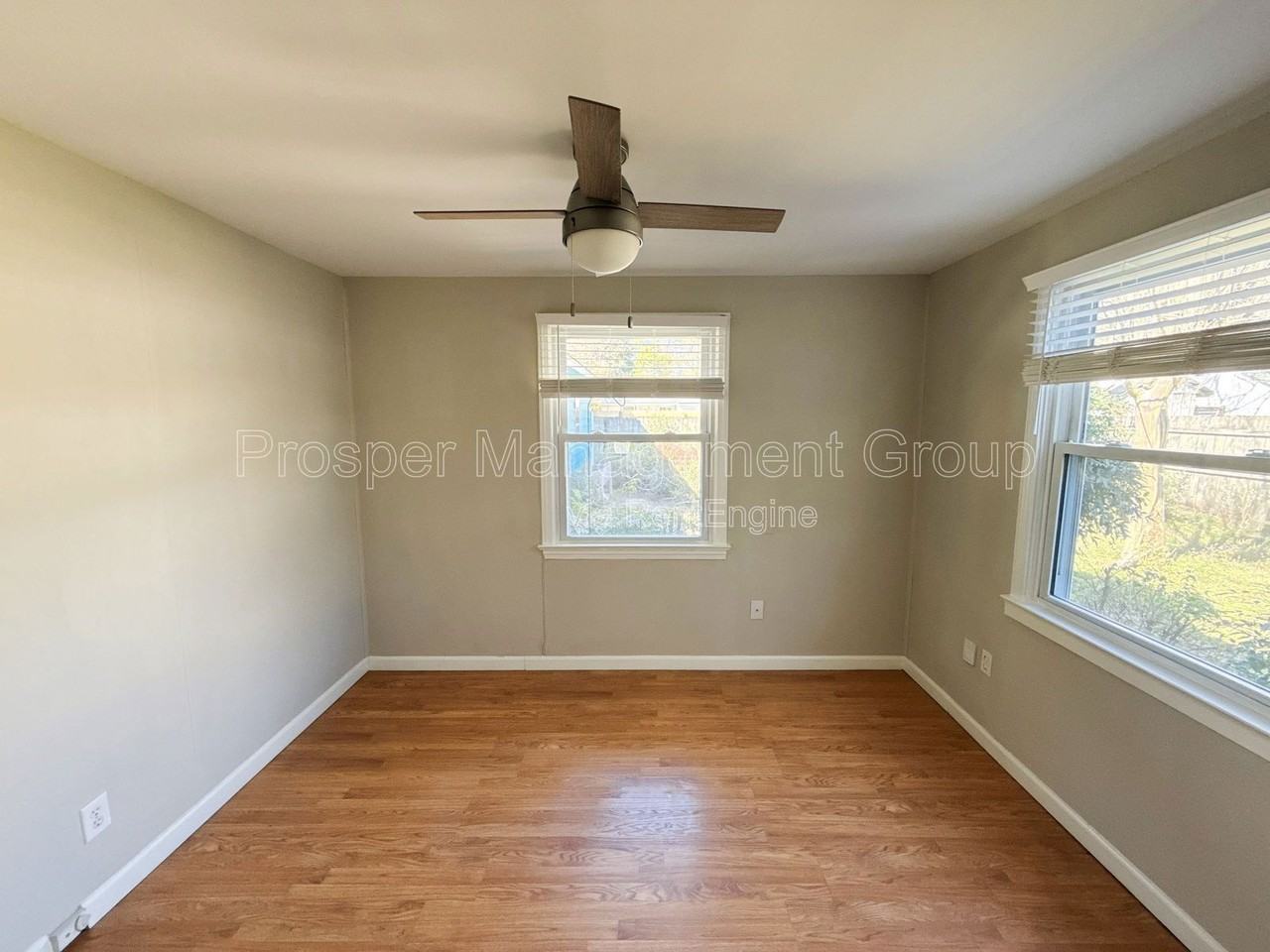 1214 Hawthorne Cir - Photo 7 of 50