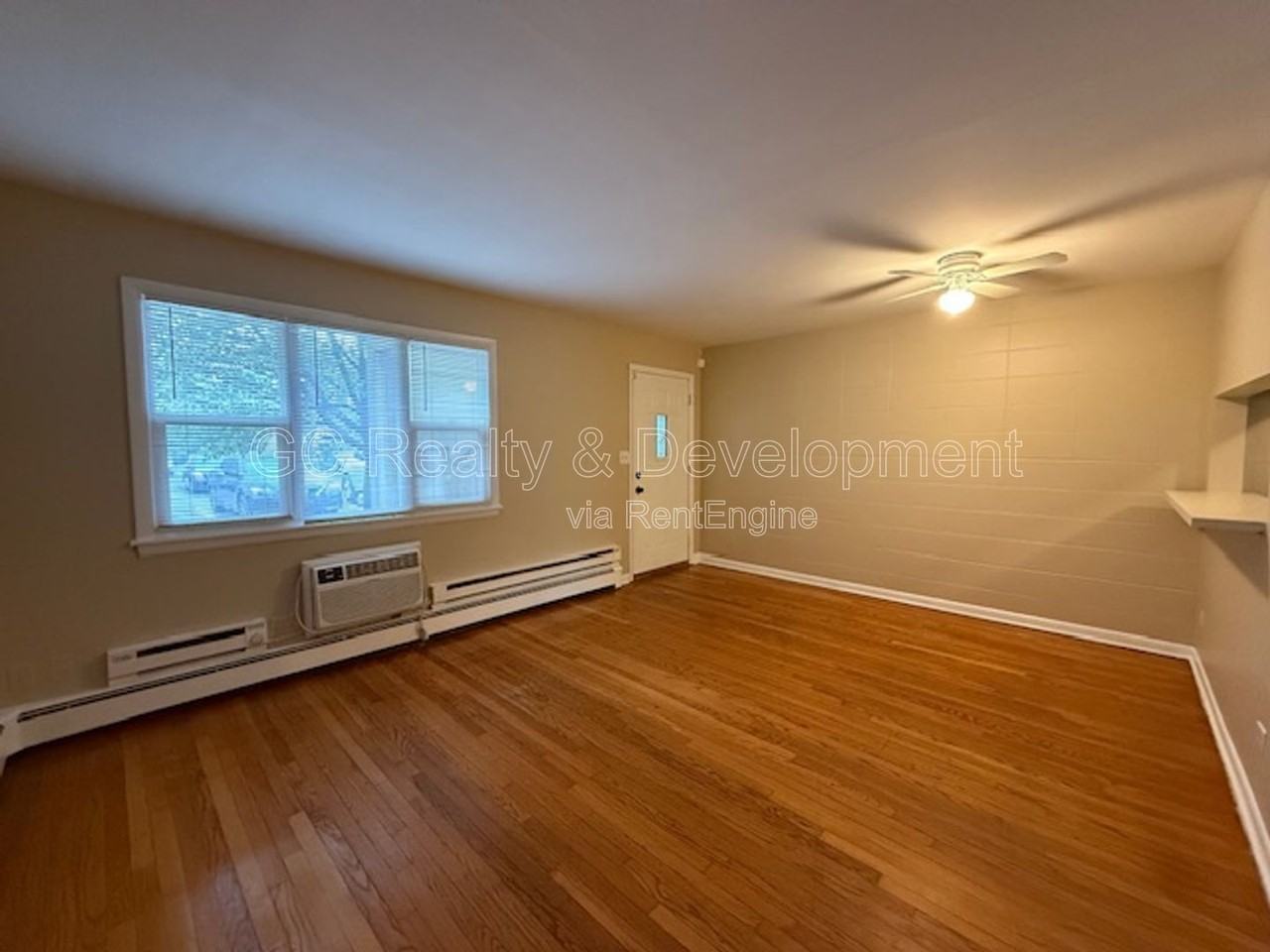 227 Uteg St #2 - Photo 3 of 11