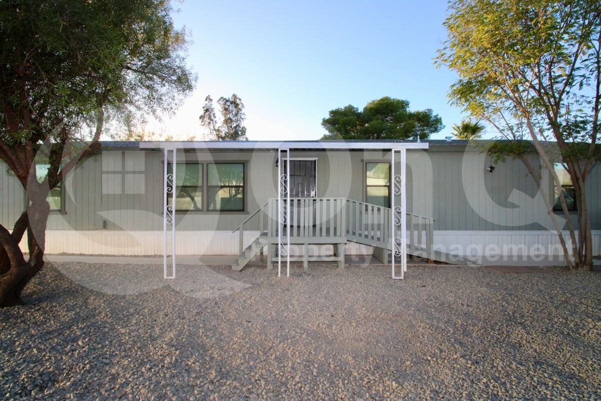 803 W Florence St - Photo 2 of 29