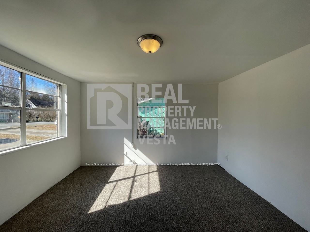 3936 Spencer Cir - Photo 2 of 14