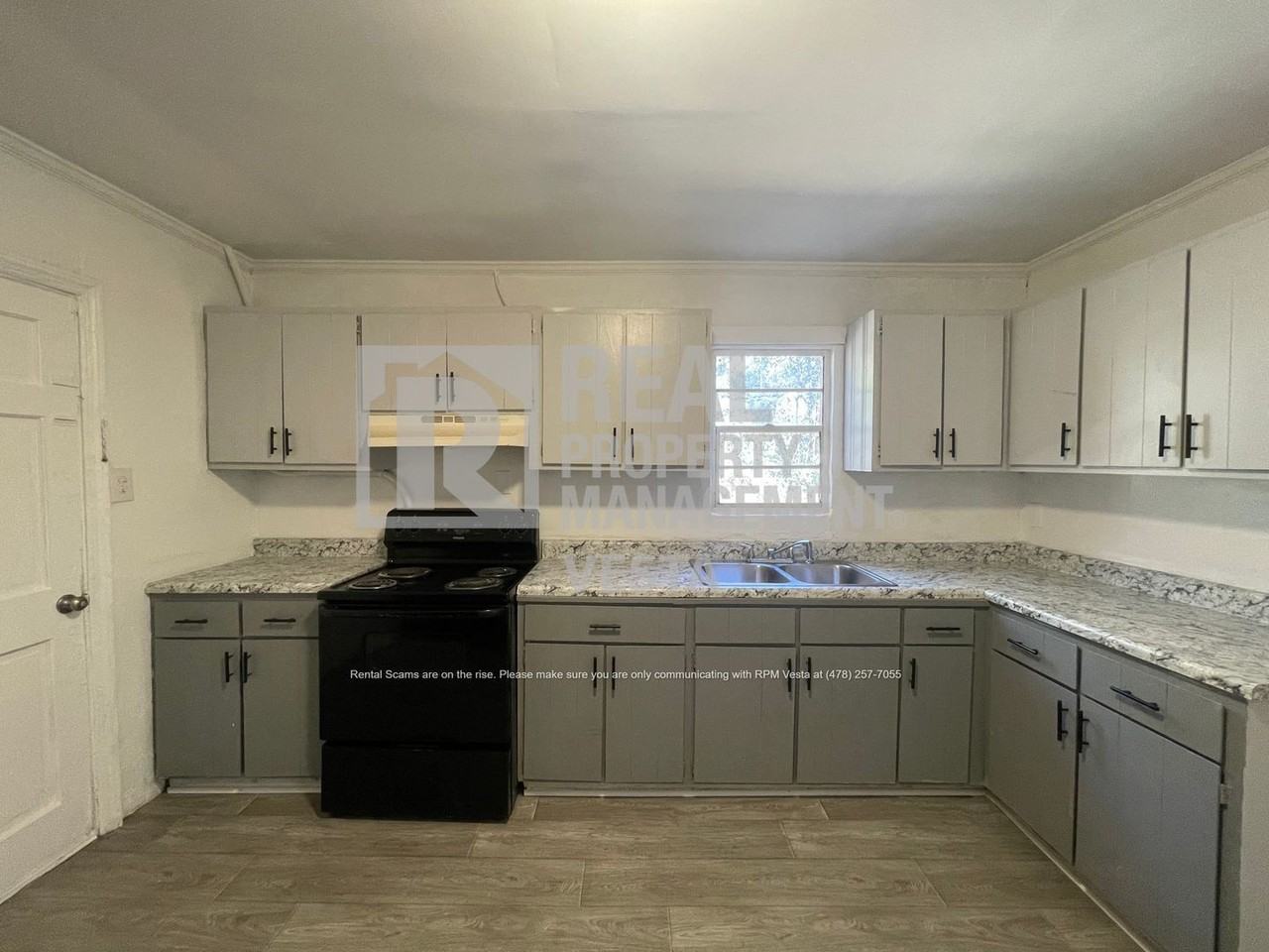 3936 Spencer Cir - Photo 5 of 14