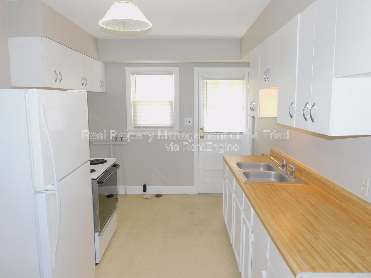 2644 Walker Ave #B - Photo 2 of 15