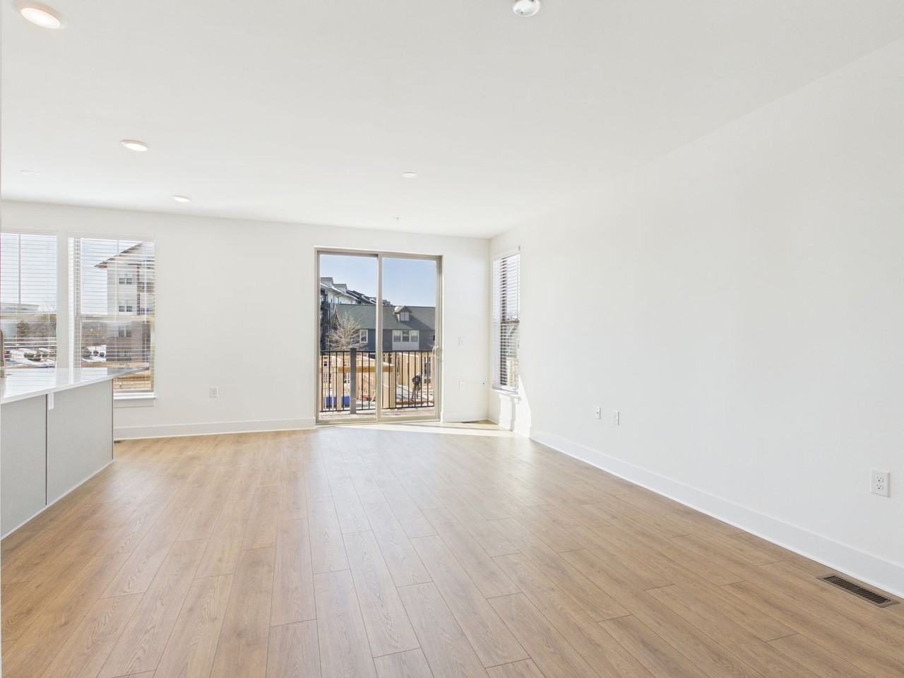 6901 Cosby Village Ter - Photo 3 of 35