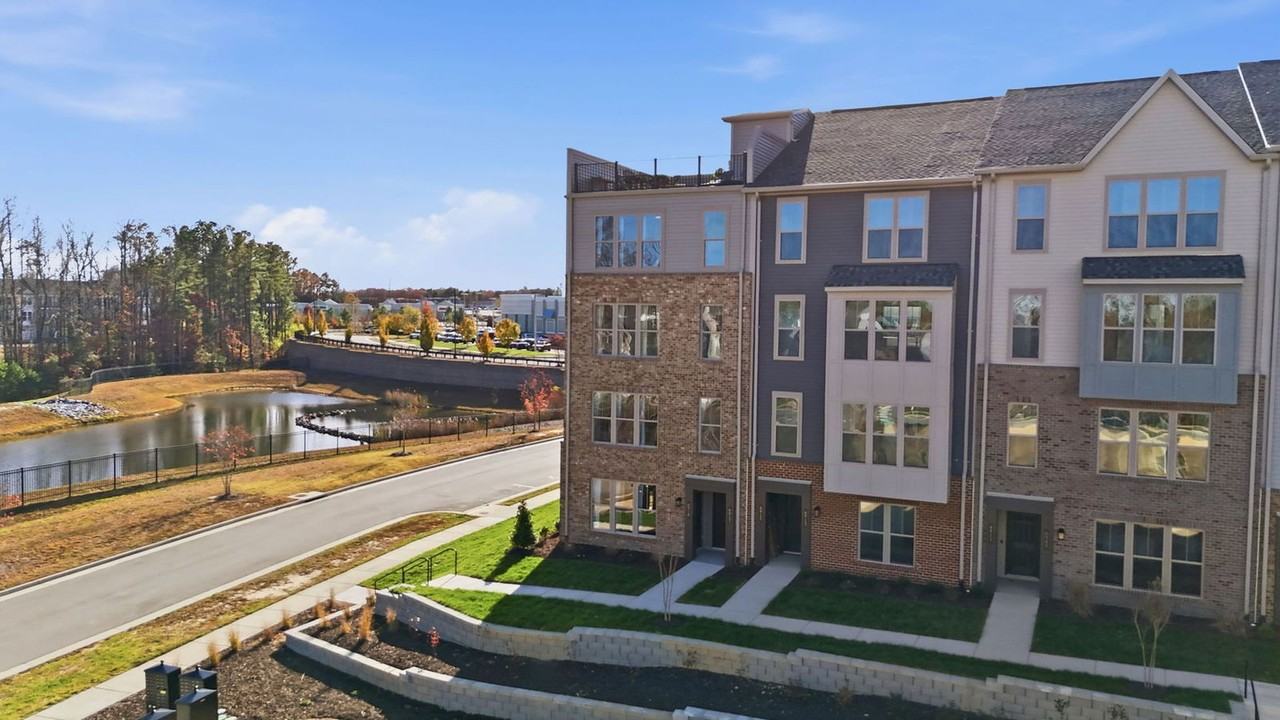 6905 Cosby Village Ter - Photo 2 of 24