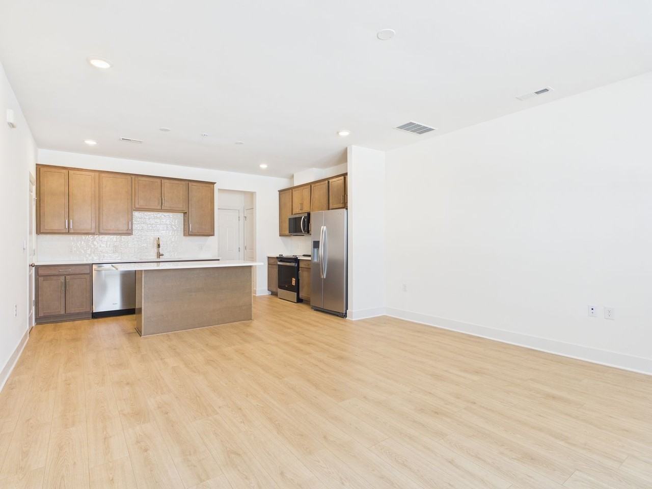 6905 Cosby Village Ter - Photo 4 of 24