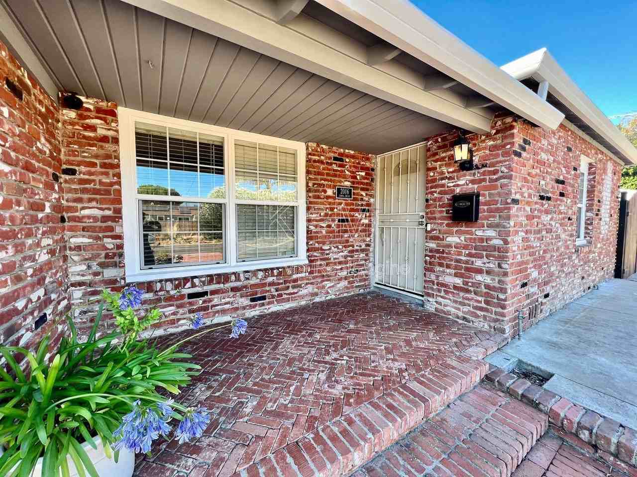 2016 Canal Dr - Photo 3 of 46