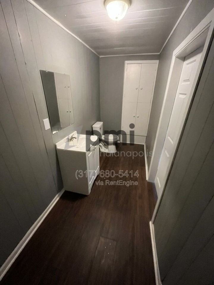 215 1/2 S Madison Ave - Photo 6 of 25