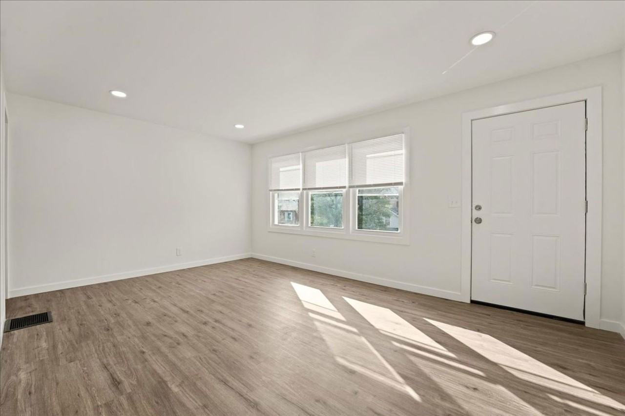 3068 Worthington Ave - Photo 6 of 28