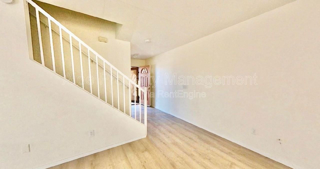 2277 E Palm Beach Dr - Photo 2 of 20