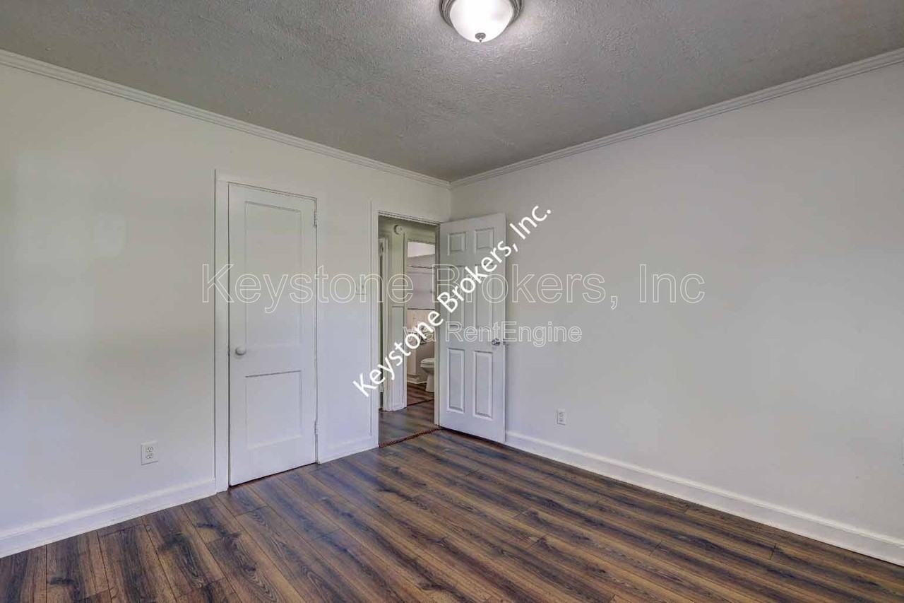 1241 Auburn Dr - Photo 6 of 8