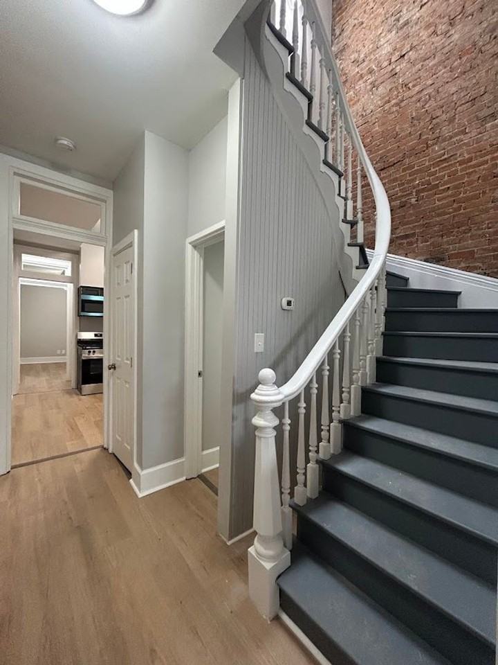 422 Chestnut St - Photo 5 of 20