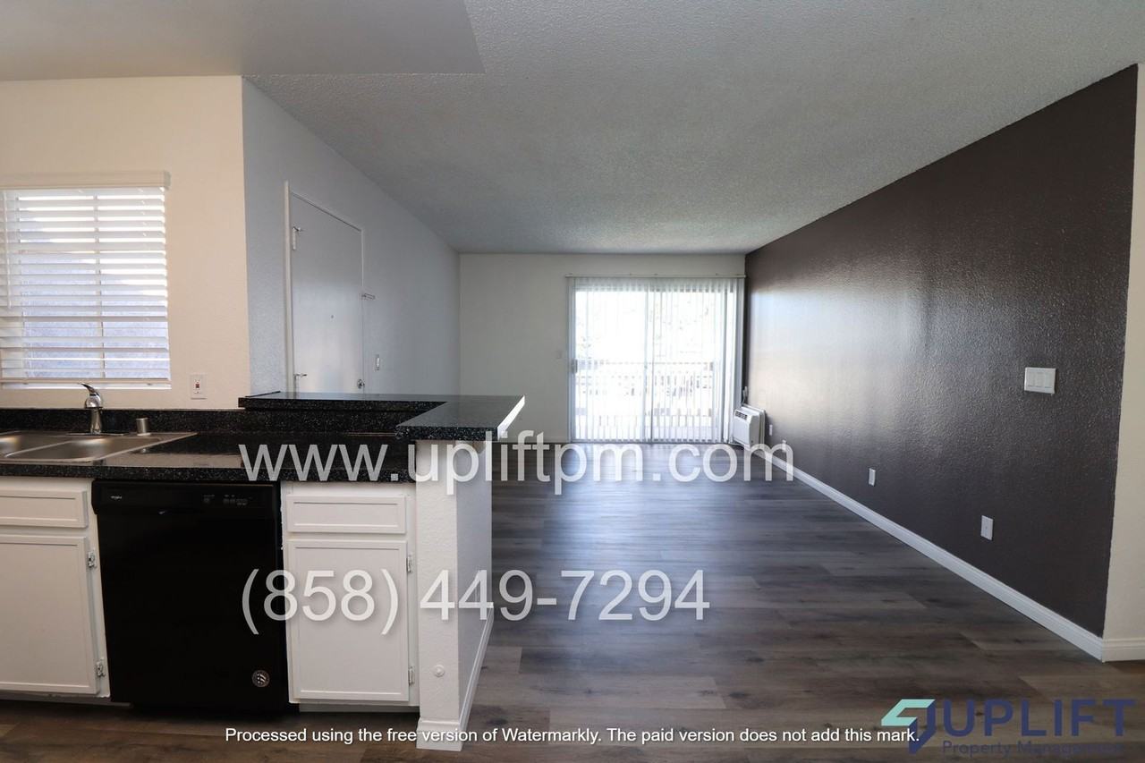 1475 Graves Ave #18 - Photo 6 of 8