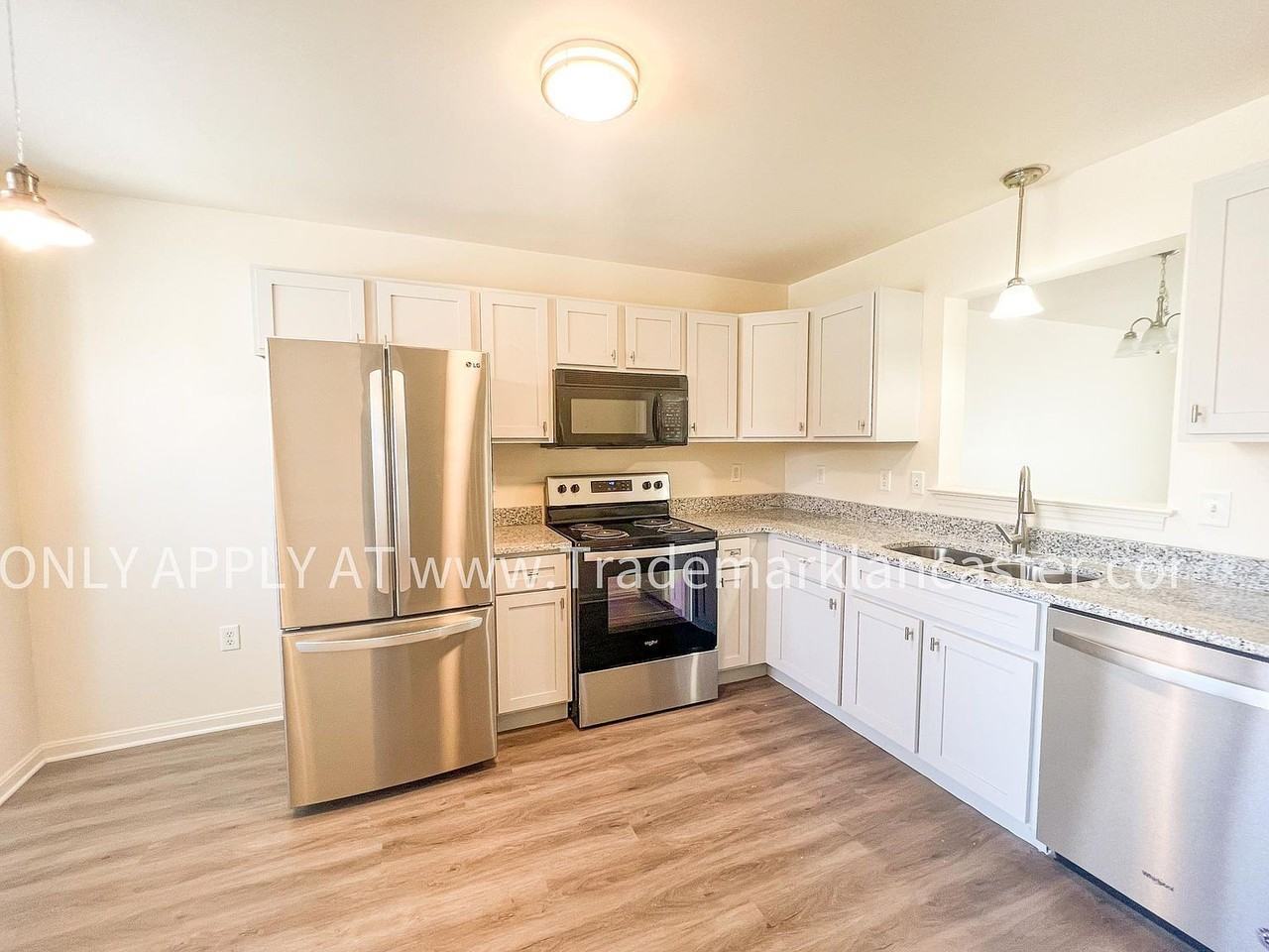 61 Covington Ct - Photo 3 of 17