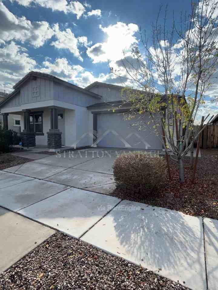 23027 E Rosa Rd - Photo 2 of 19