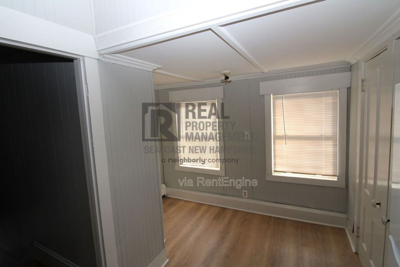 11 Glen St #A - Photo 7 of 14