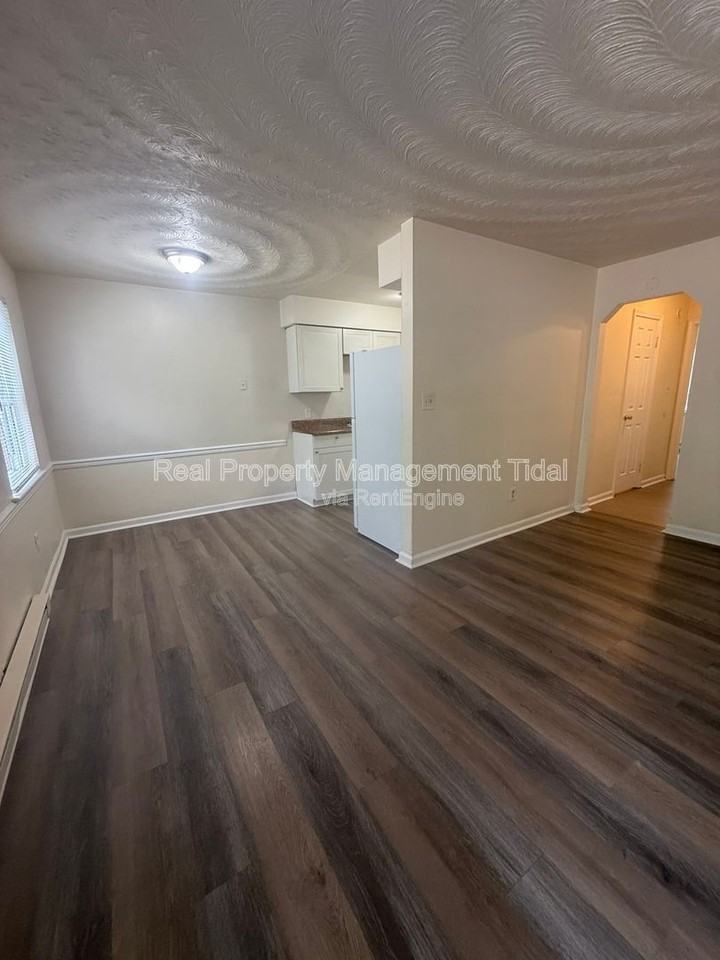 6255 Alexander St #18 - Photo 2 of 27