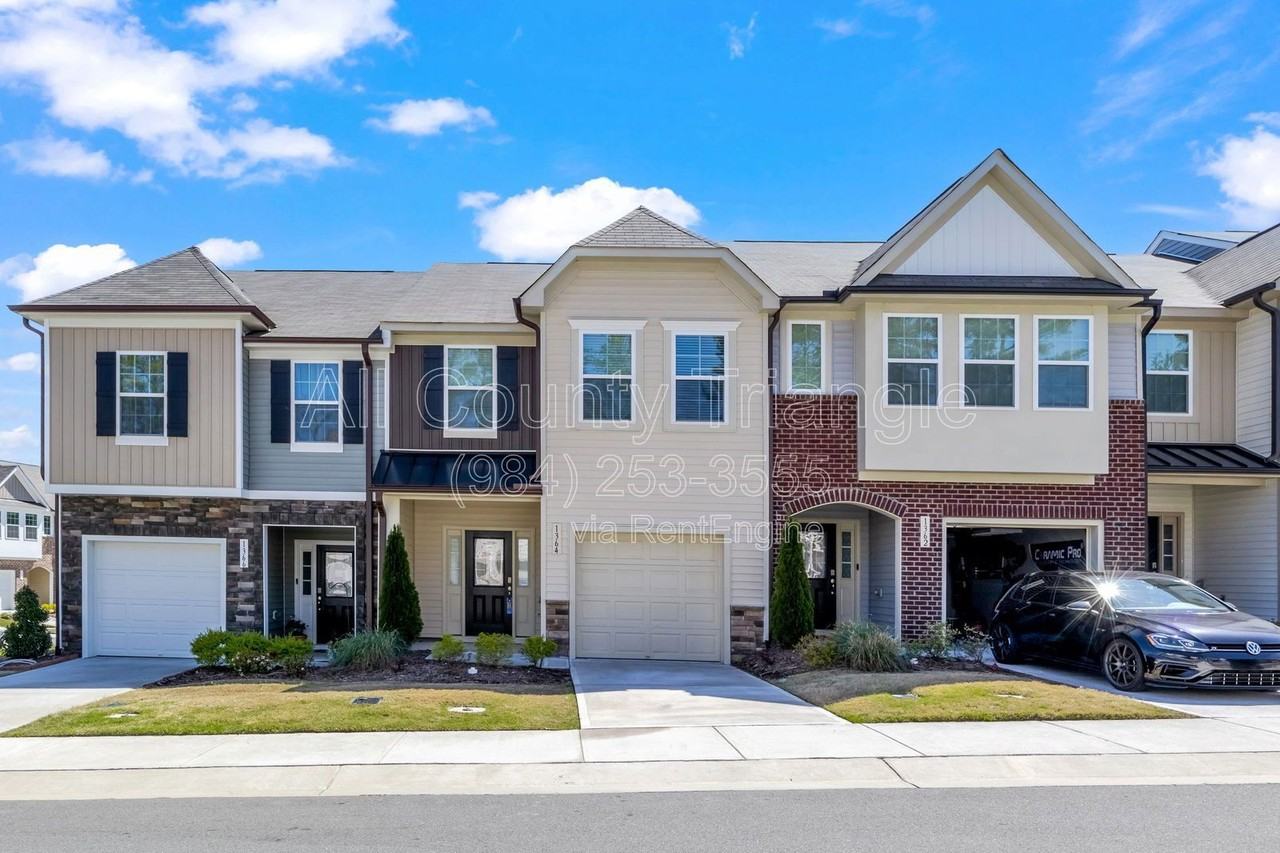 1364 Scholar Dr - Photo 2 of 40