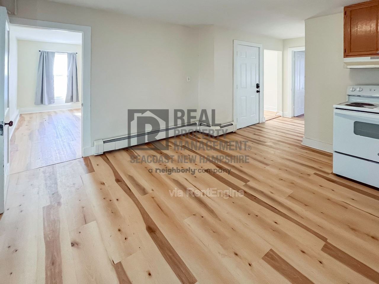 31 Park St #A - Photo 3 of 14