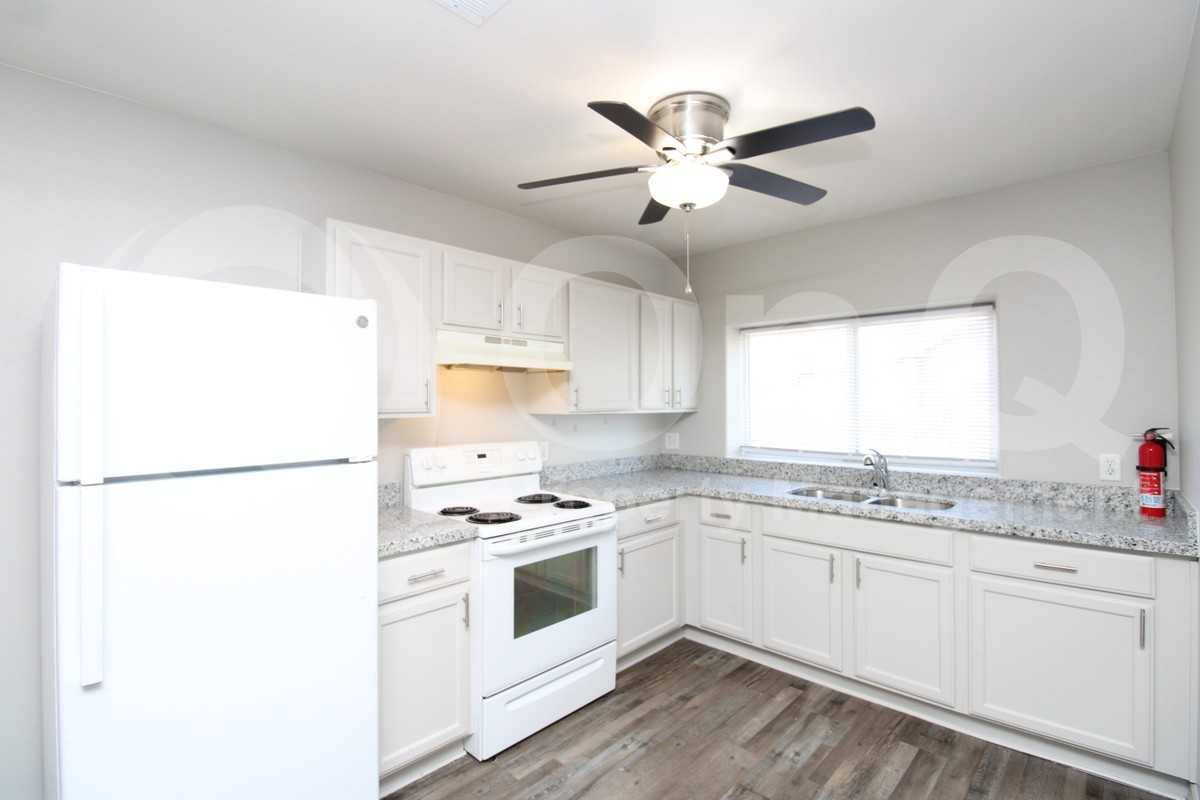 1702 S 4th St #2 - Photo 2 of 15