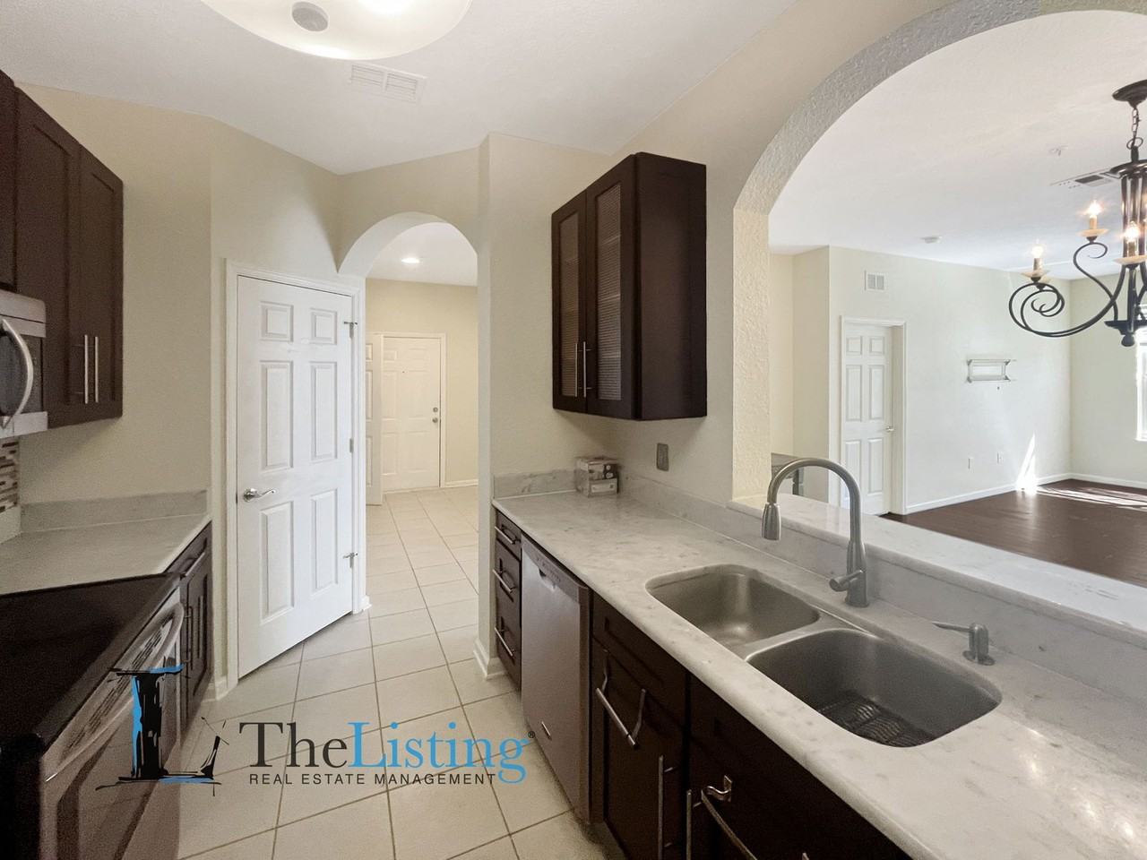 8630 Buccilli Dr #205 - Photo 7 of 28