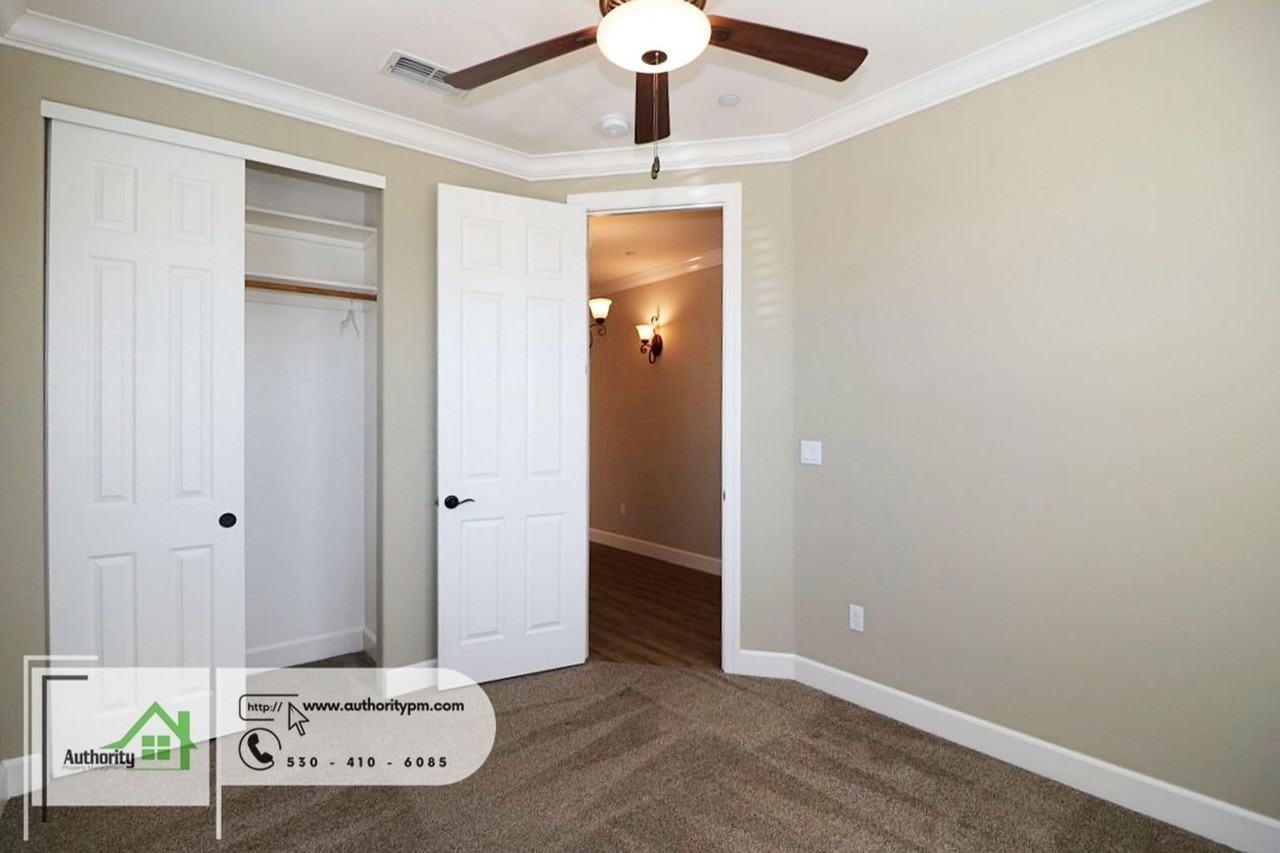 6170 Lucca Trl - Photo 5 of 33