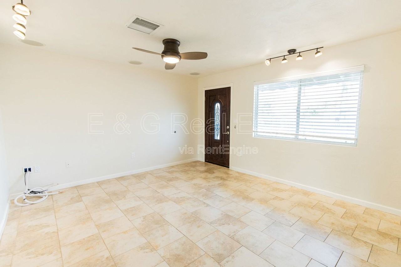 1029 W Elna Rae St - Photo 2 of 21