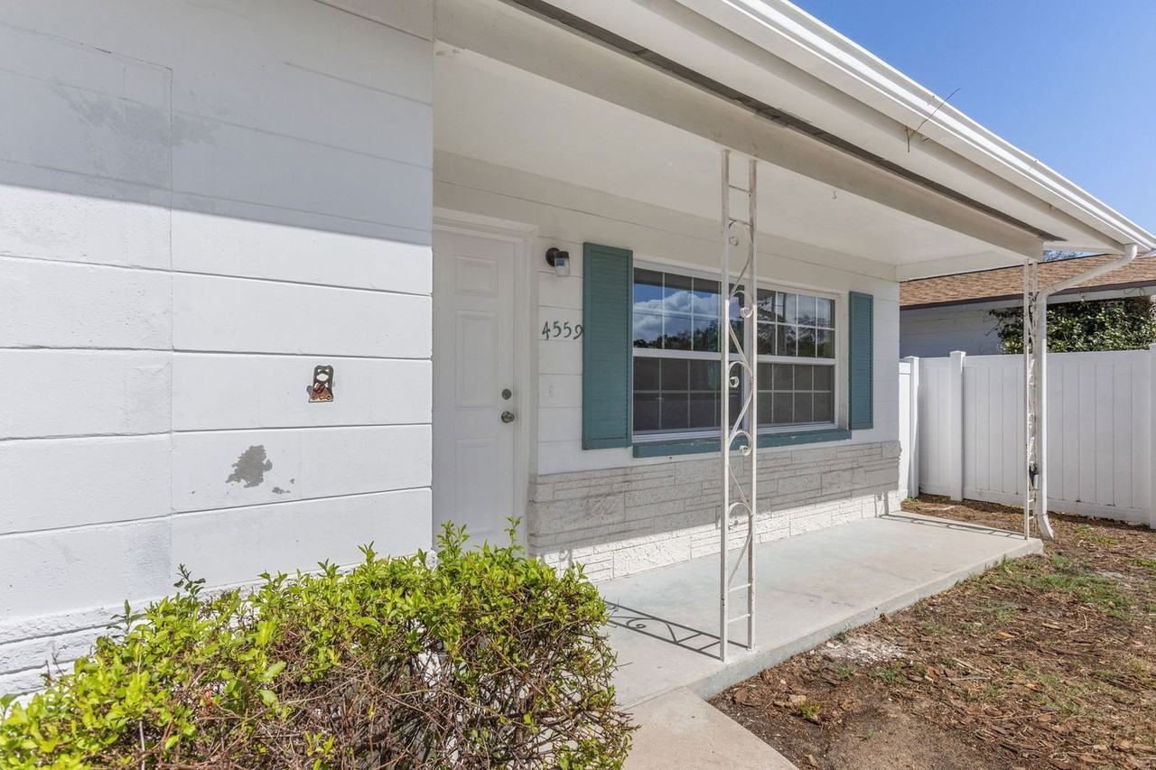 4559 33rd Ave N - Photo 2 of 20