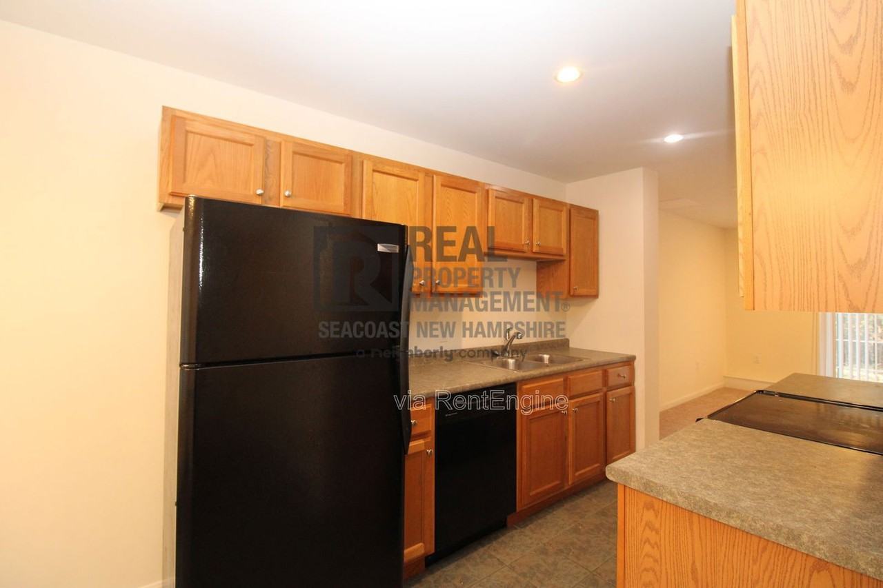 2 Waverly Dr - Photo 3 of 15