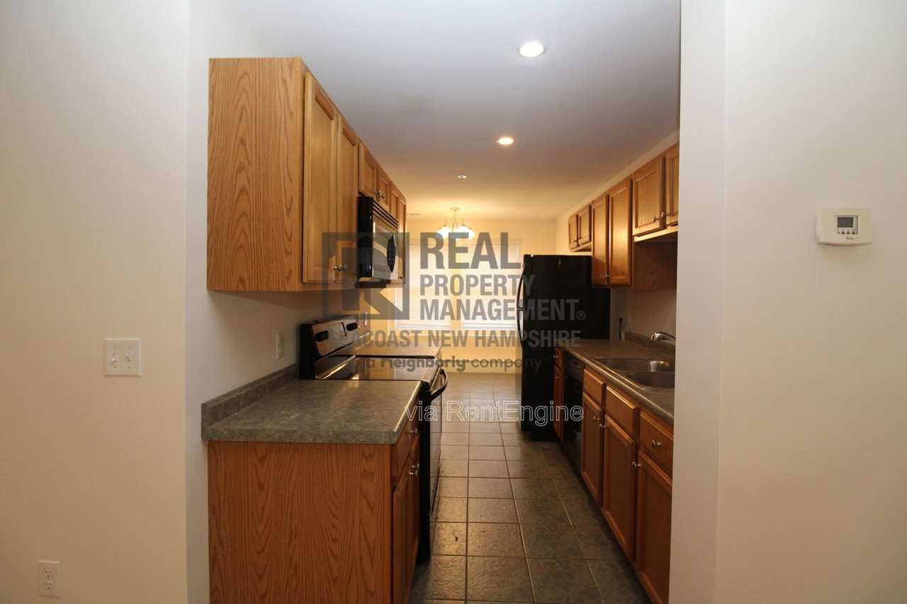 2 Waverly Dr - Photo 4 of 15