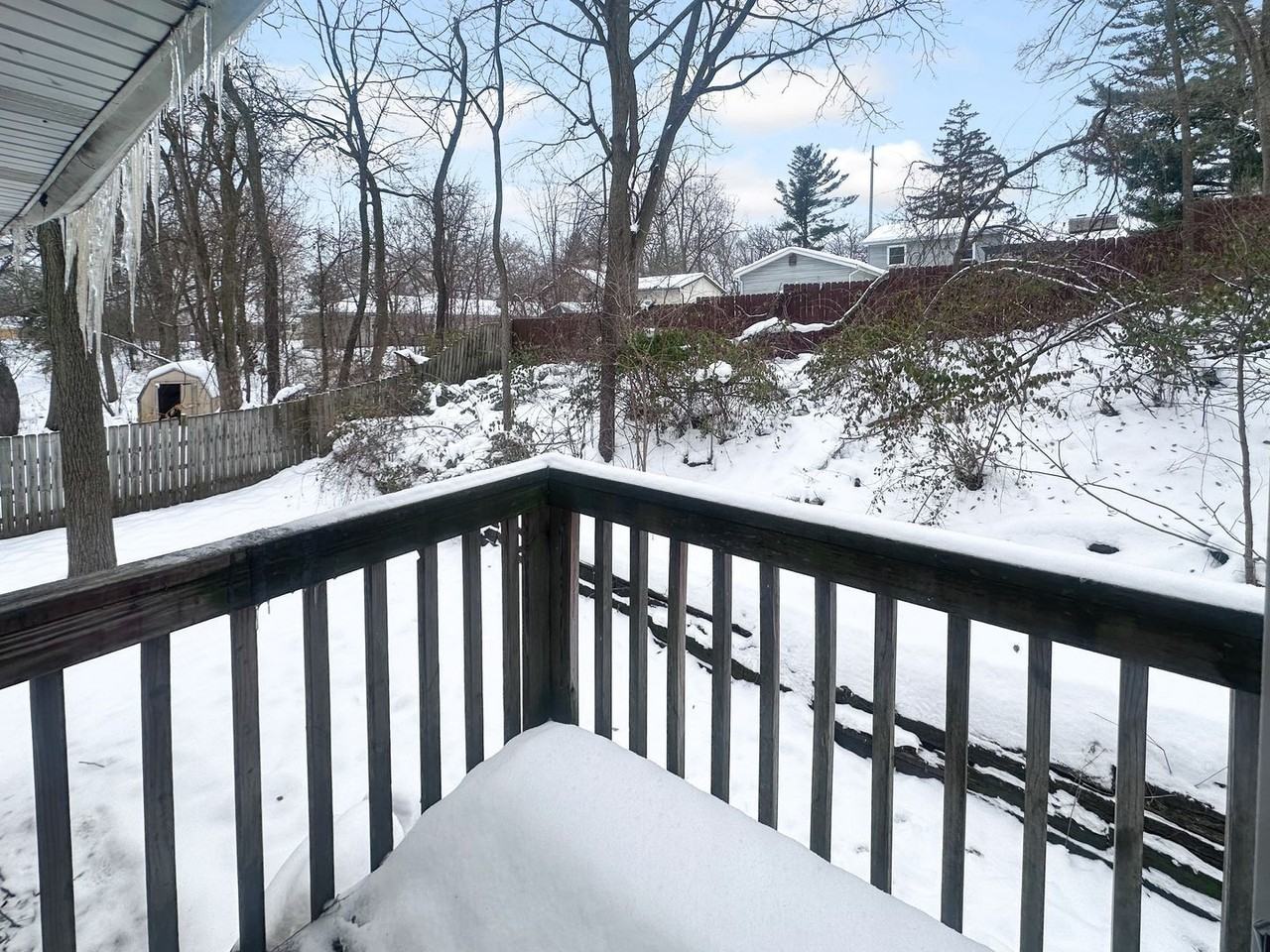 130 S Clarendon St #1 - Photo 7 of 10