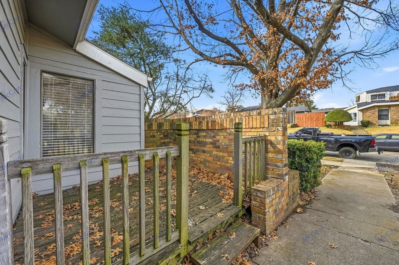 2409 Sendero Trl - Photo 2 of 18